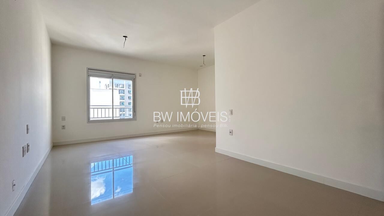 Apartamento à venda com 4 quartos, 260m² - Foto 12
