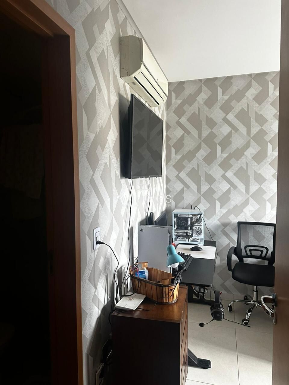 Apartamento à venda com 3 quartos, 98m² - Foto 25