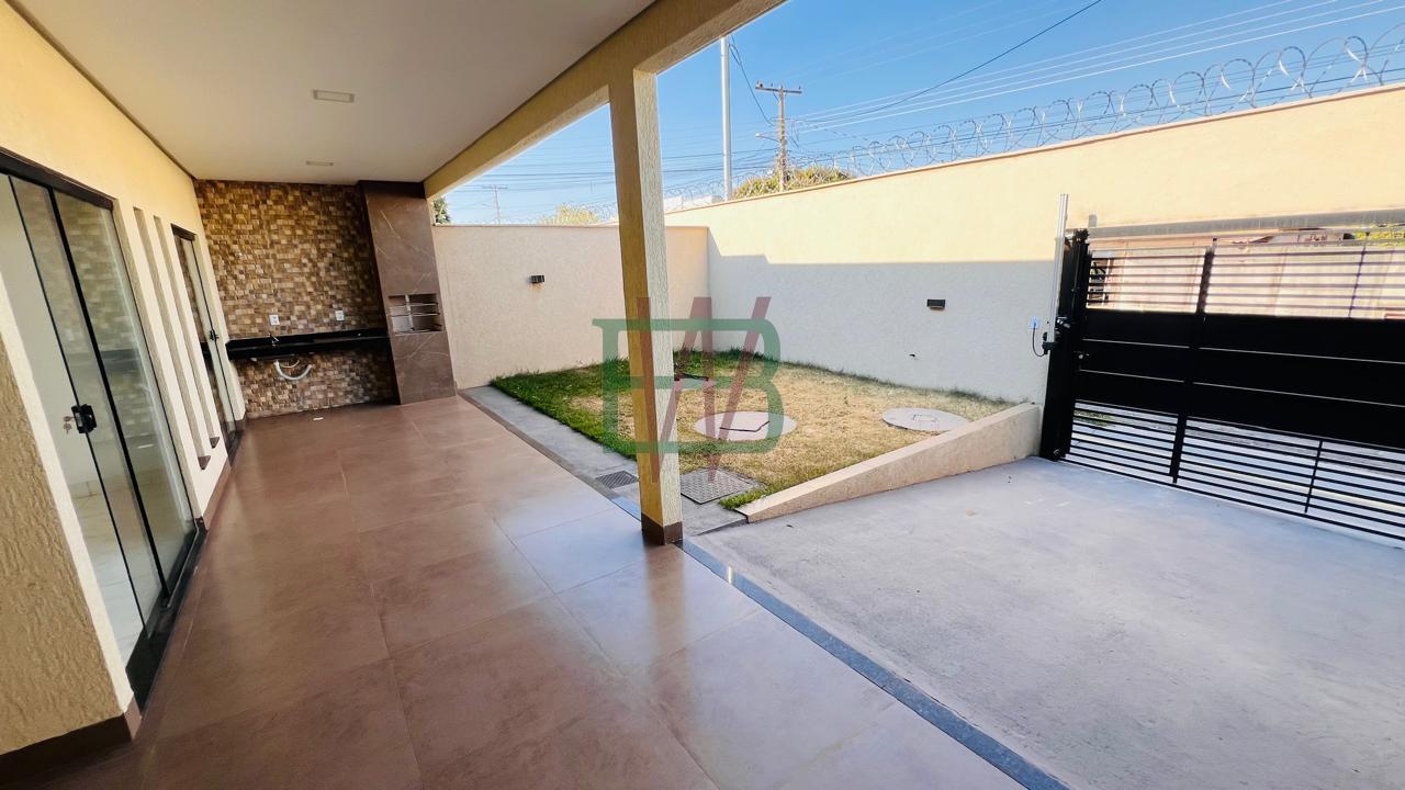 Casa à venda com 3 quartos, 104m² - Foto 4