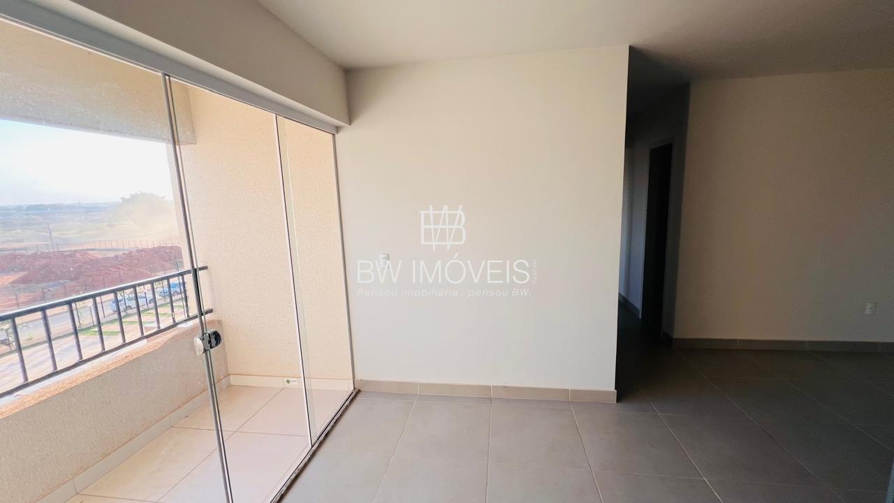 Apartamento à venda com 3 quartos, 66m² - Foto 3