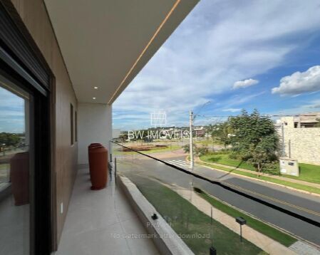 Sobrado à venda com 4 quartos, 263m² - Foto 2