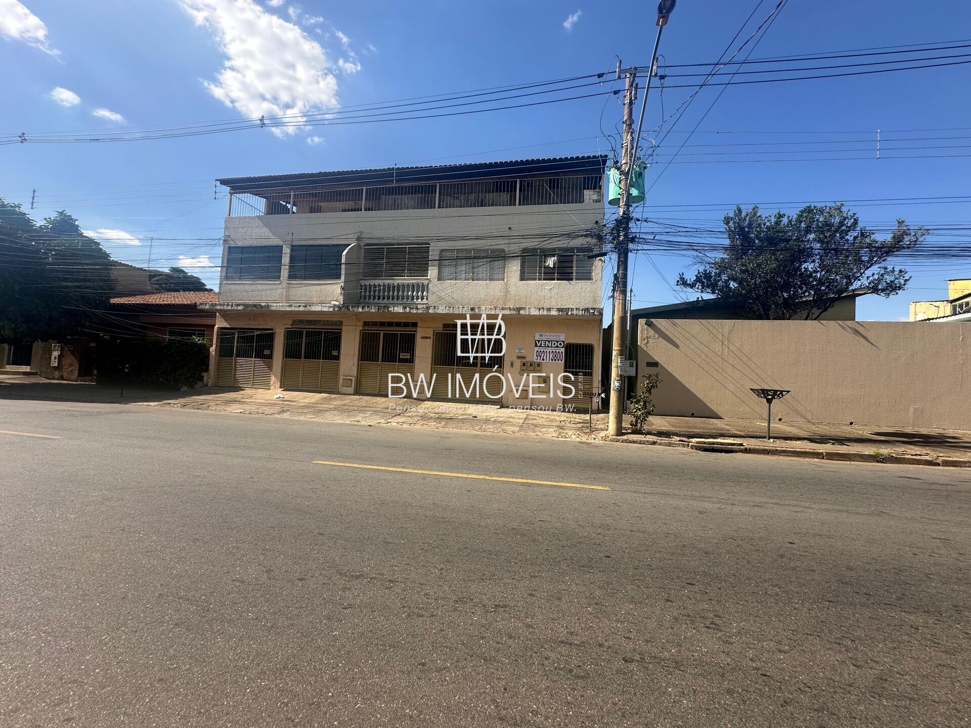 Casa Comercial à venda com 10 quartos, 360m² - Foto 3