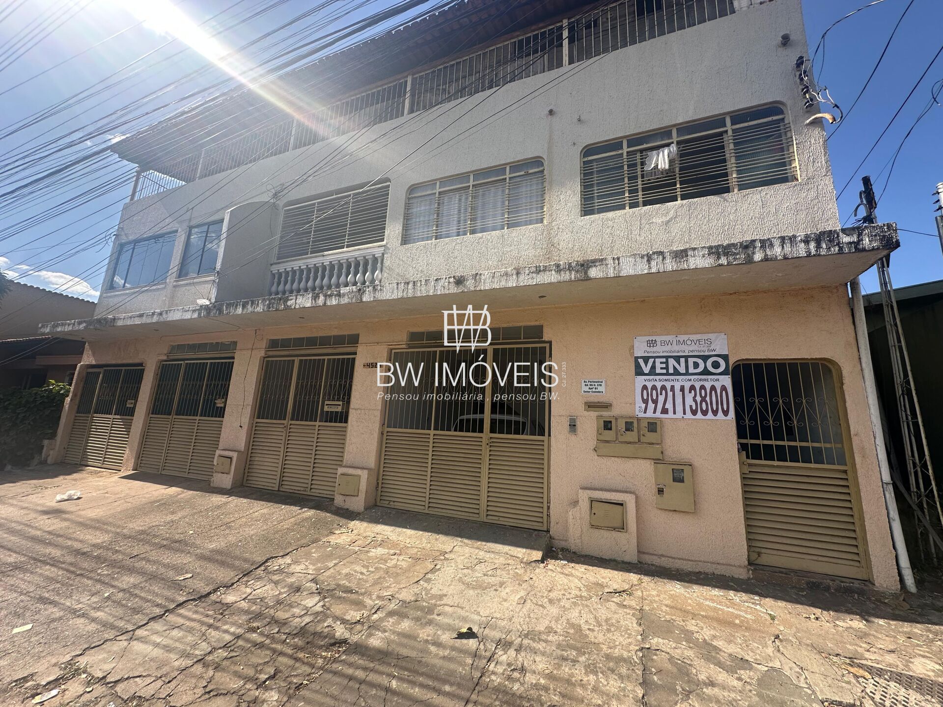 Casa Comercial à venda com 10 quartos, 360m² - Foto 2
