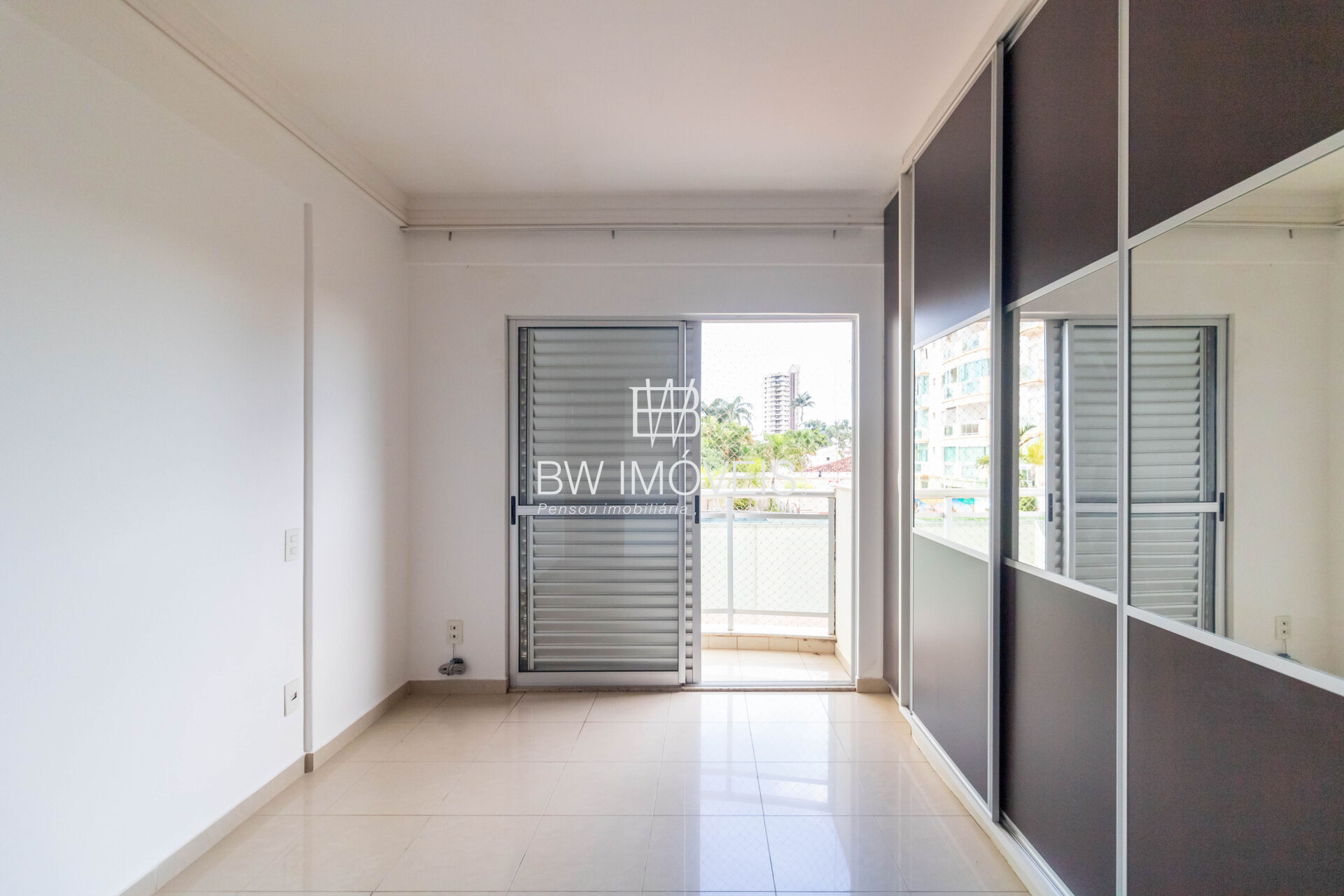 Apartamento à venda com 3 quartos, 94m² - Foto 23