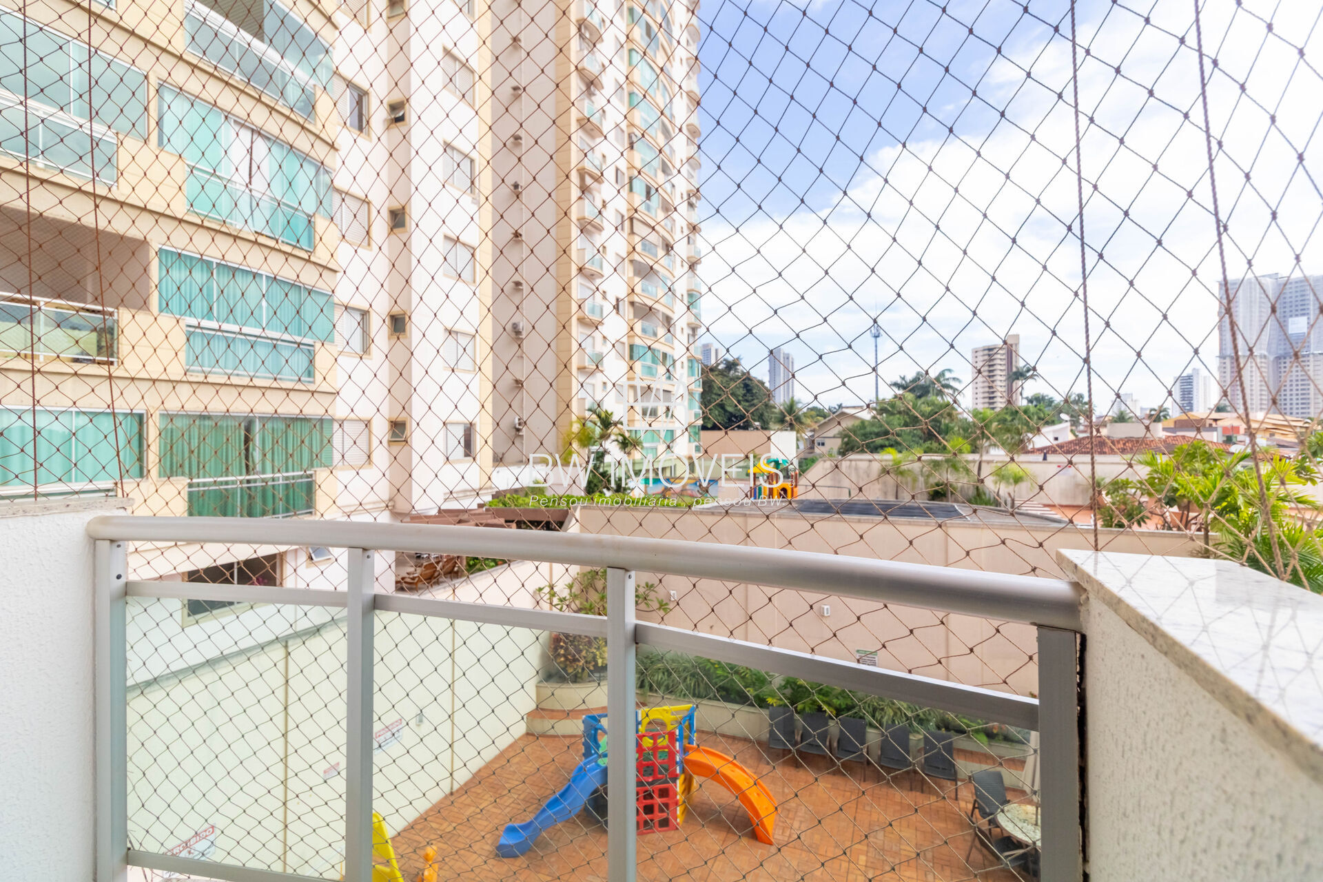 Apartamento à venda com 3 quartos, 94m² - Foto 24