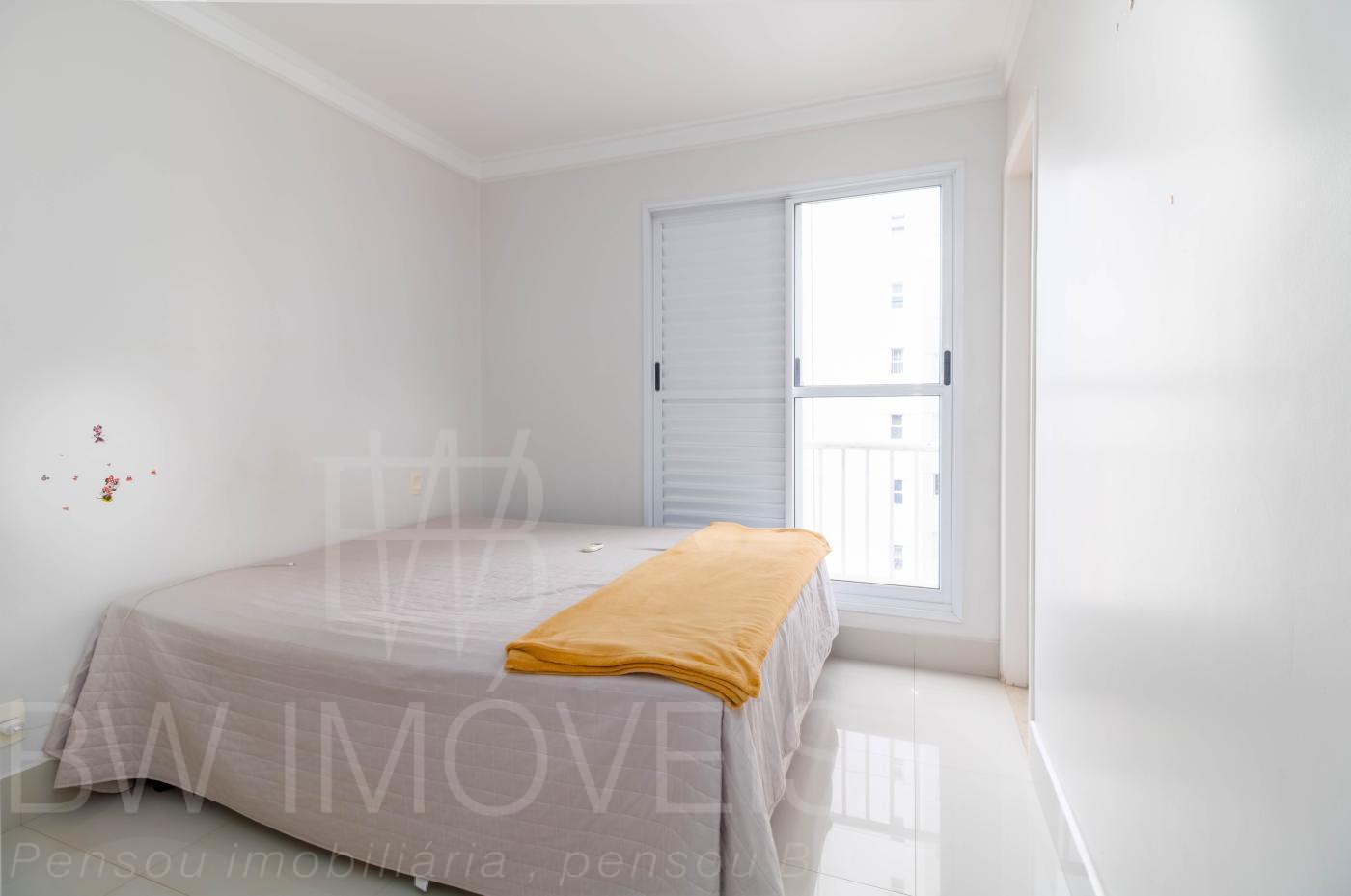 Apartamento à venda com 3 quartos, 148m² - Foto 9