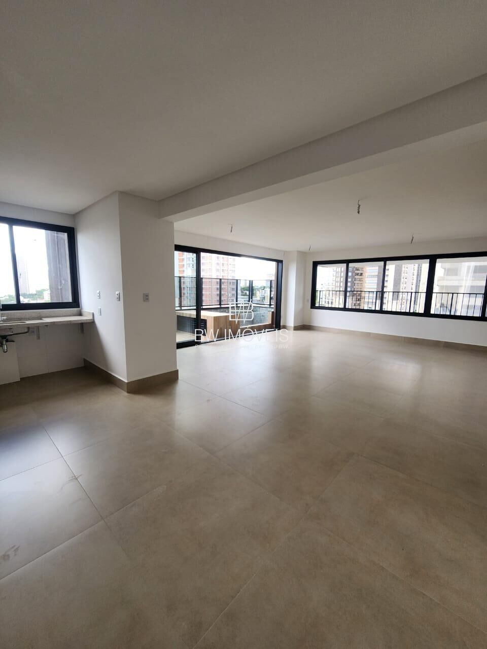 Apartamento à venda com 3 quartos, 244m² - Foto 13
