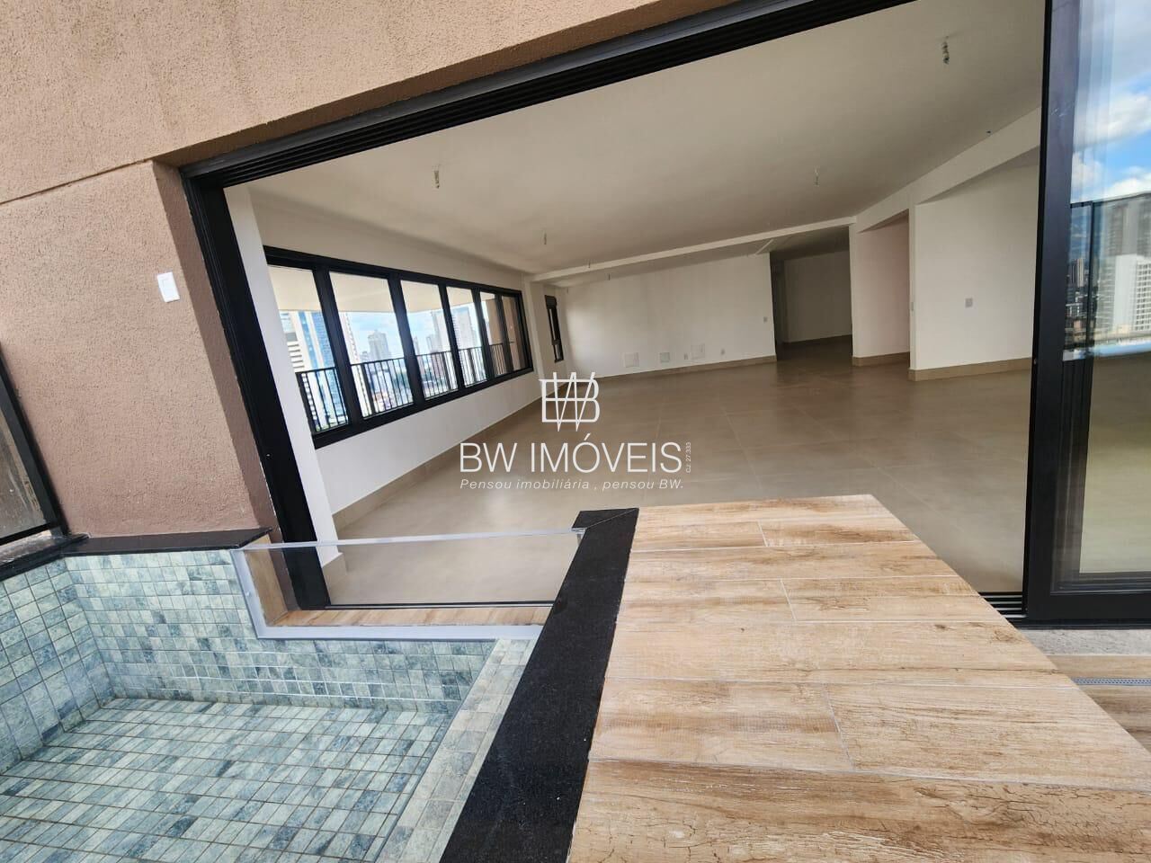 Apartamento à venda com 3 quartos, 244m² - Foto 11