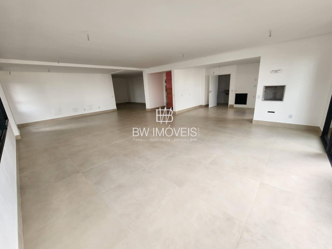 Apartamento à venda com 3 quartos, 244m² - Foto 3