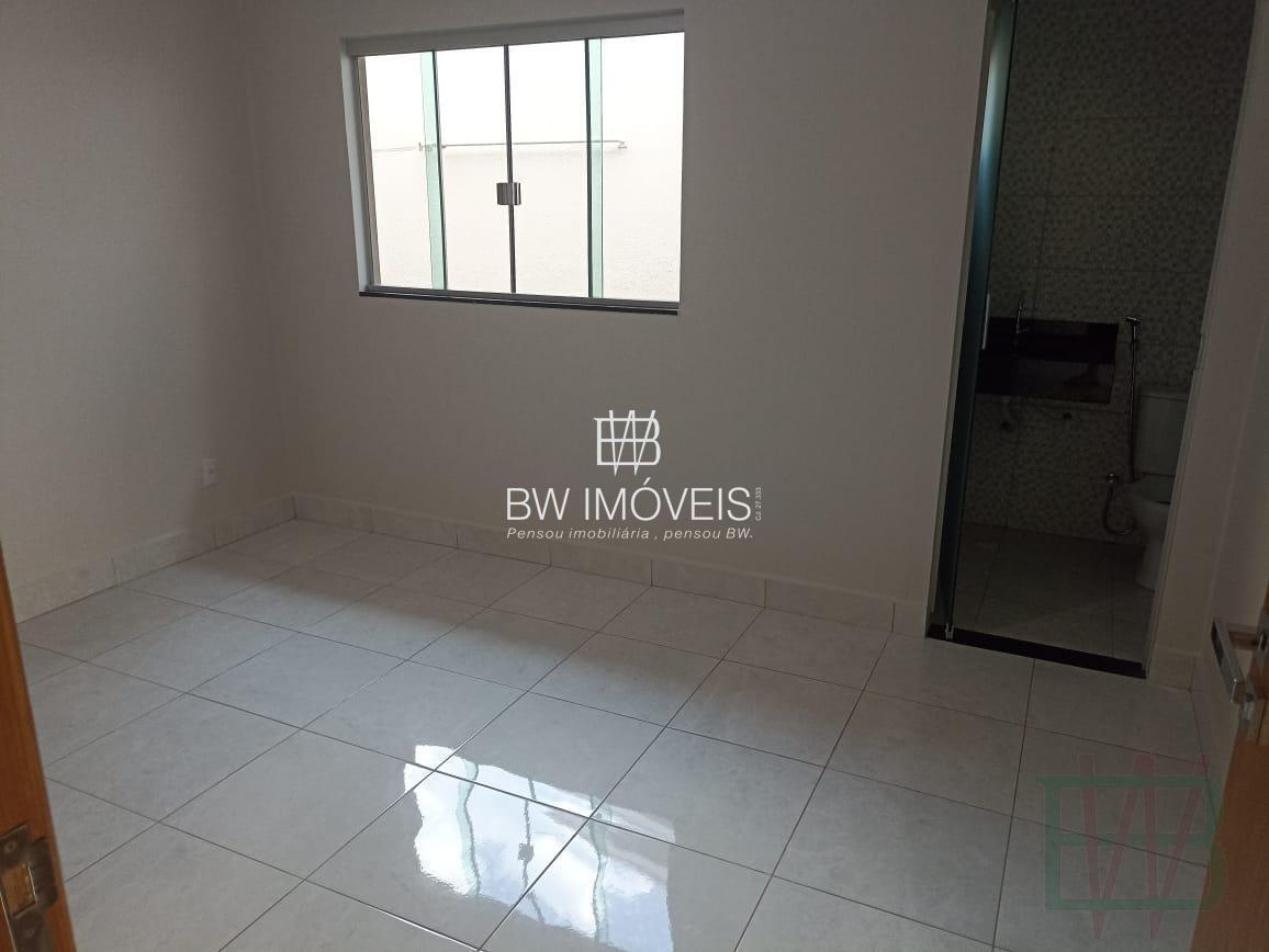 Casa à venda com 4 quartos, 260m² - Foto 12