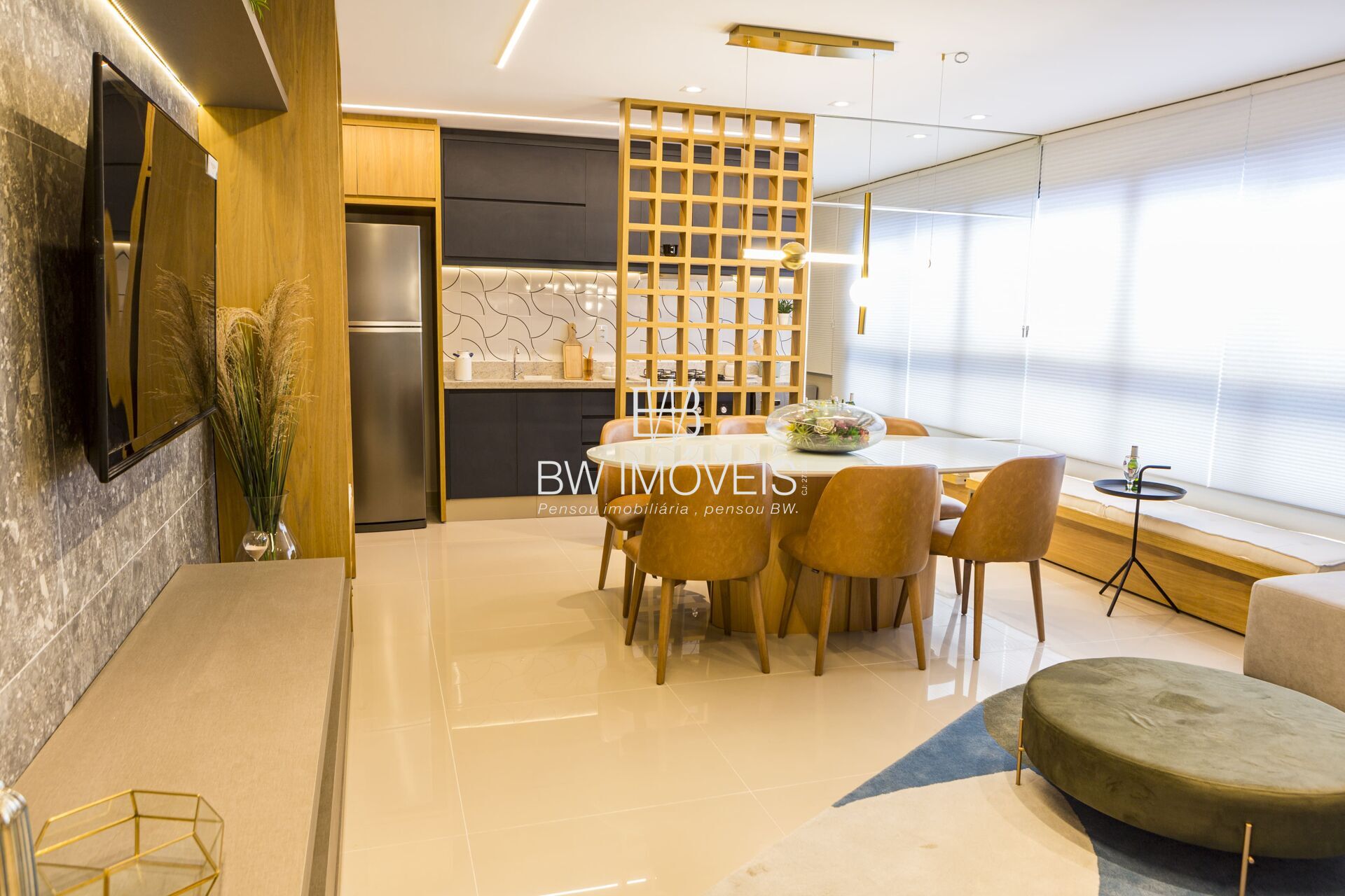 Apartamento à venda com 2 quartos, 75m² - Foto 3