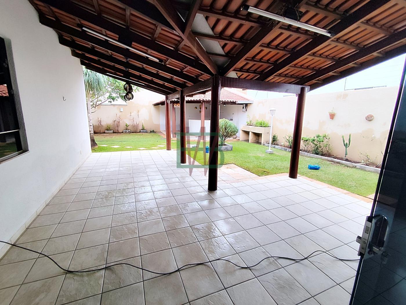 Casa à venda com 4 quartos, 600m² - Foto 23