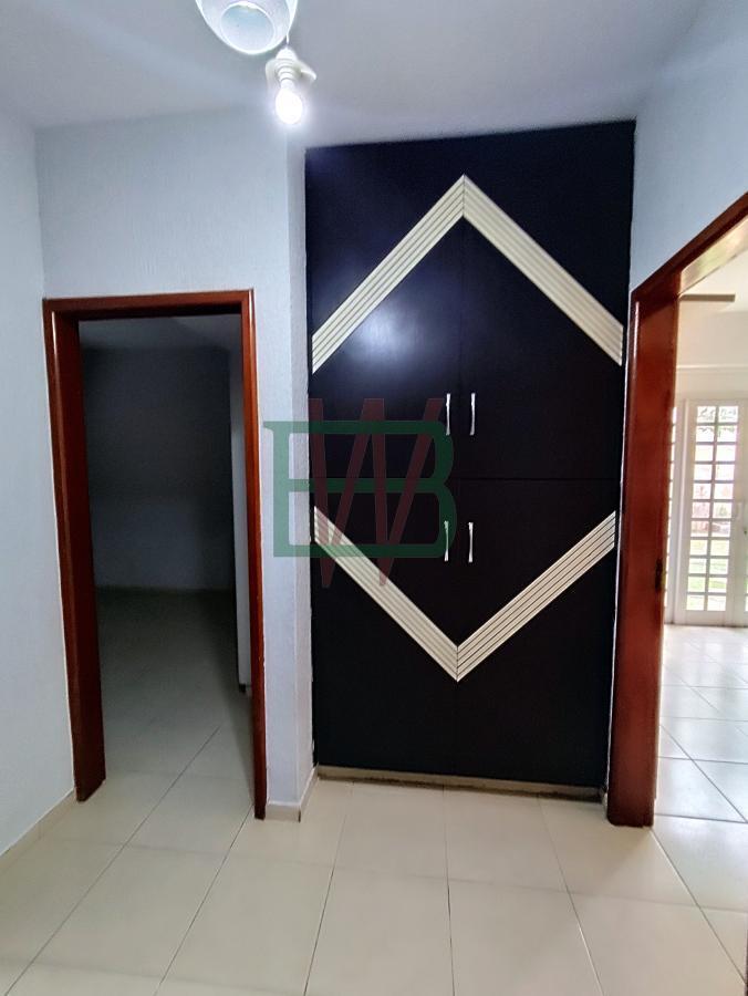 Casa à venda com 4 quartos, 600m² - Foto 33