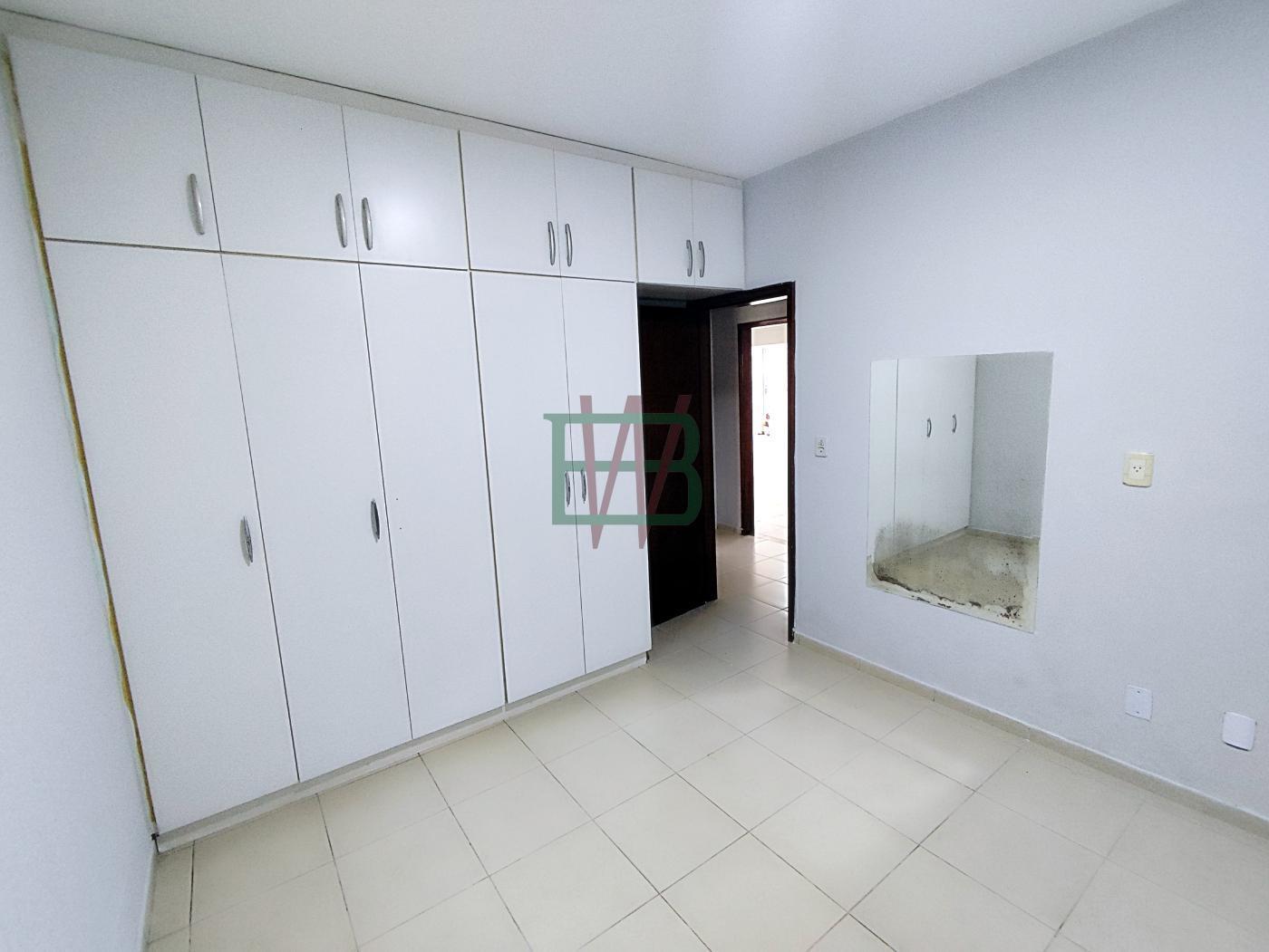 Casa à venda com 4 quartos, 600m² - Foto 31