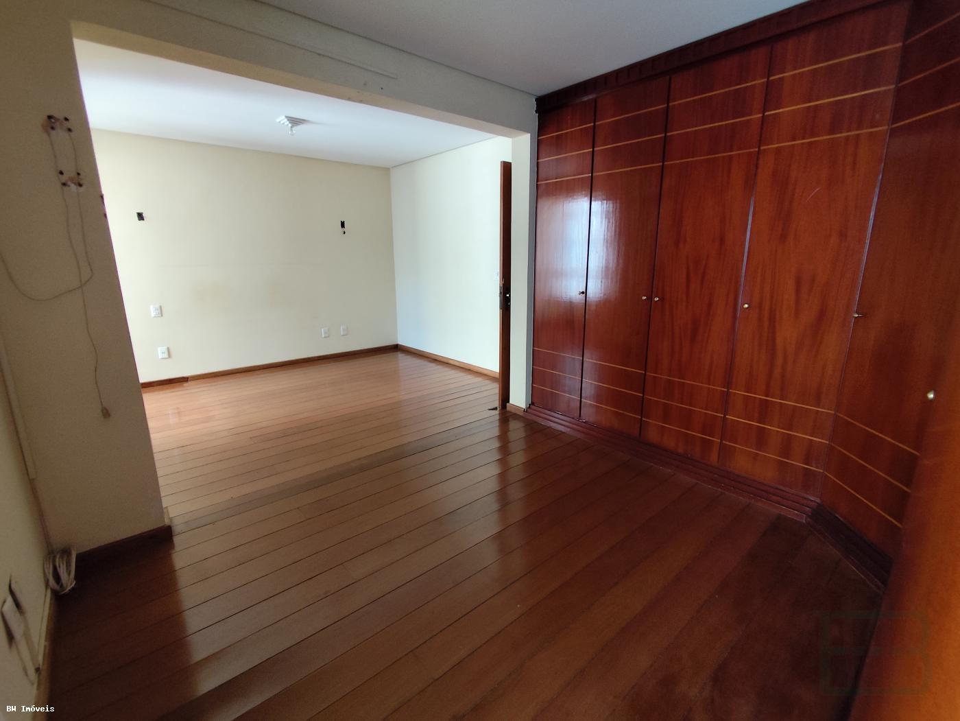 Cobertura à venda com 4 quartos, 270m² - Foto 31