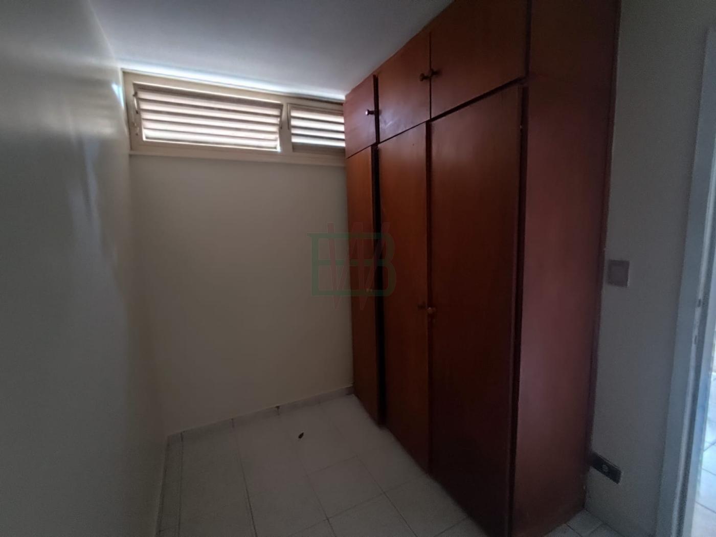 Casa à venda com 5 quartos, 345m² - Foto 37