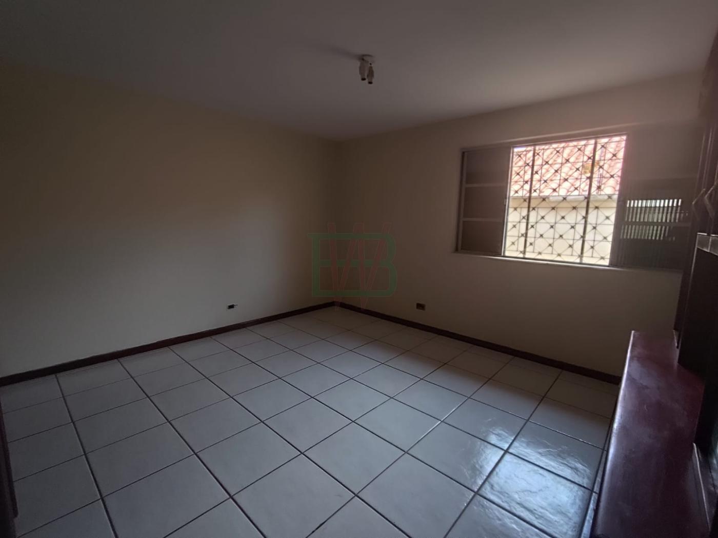 Casa à venda com 5 quartos, 345m² - Foto 18