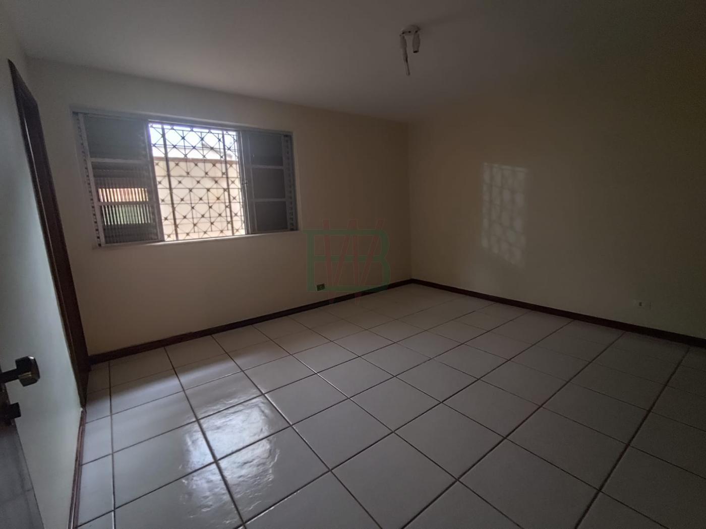 Casa à venda com 5 quartos, 345m² - Foto 13