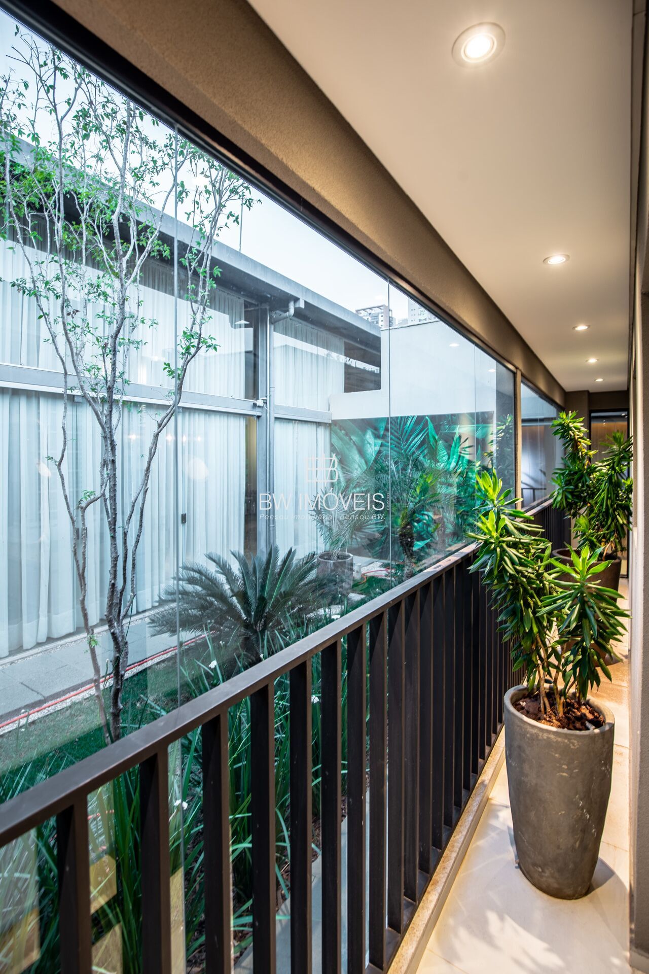 Apartamento à venda com 3 quartos, 103m² - Foto 18