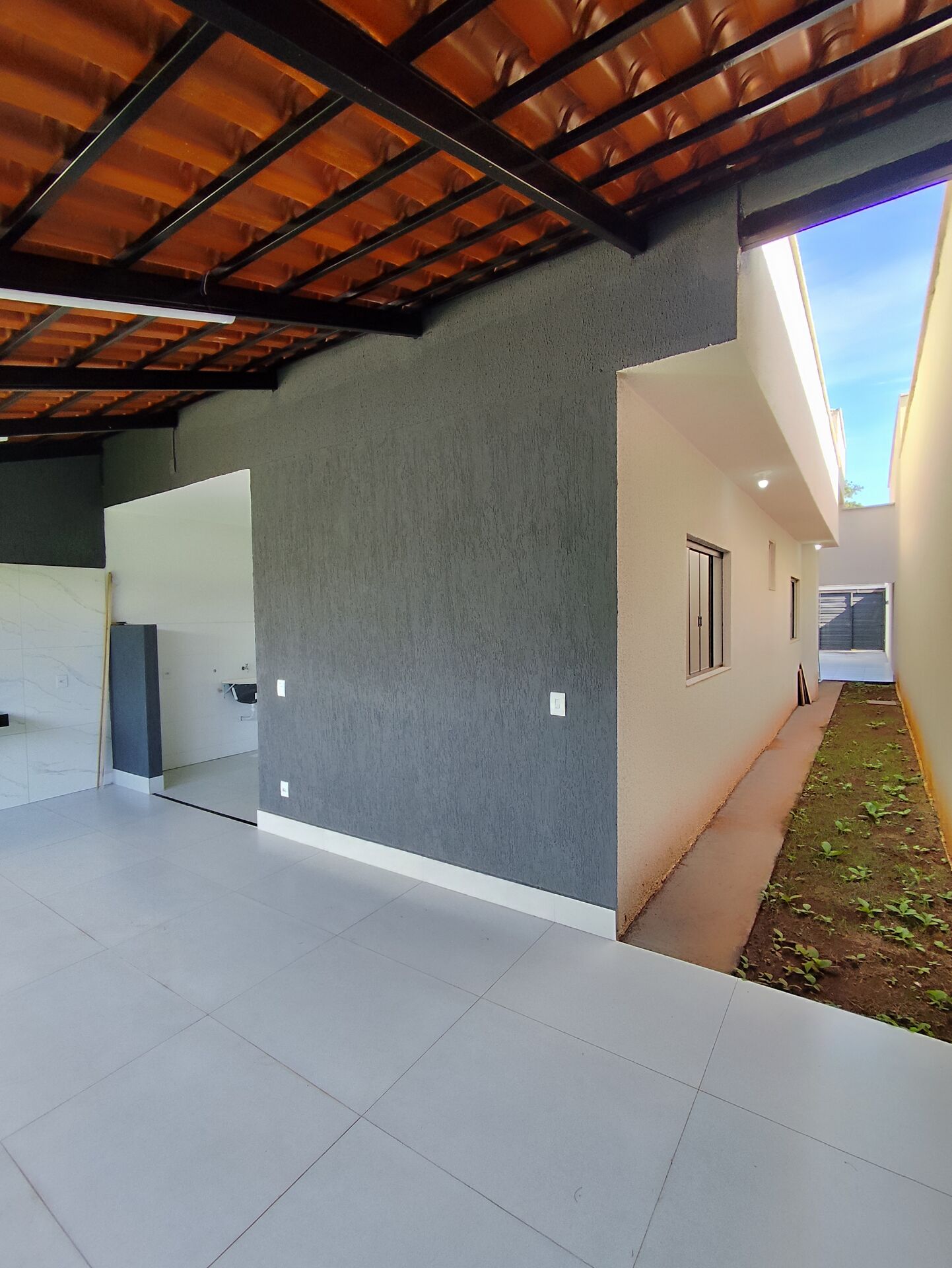 Casa à venda com 3 quartos, 120m² - Foto 4