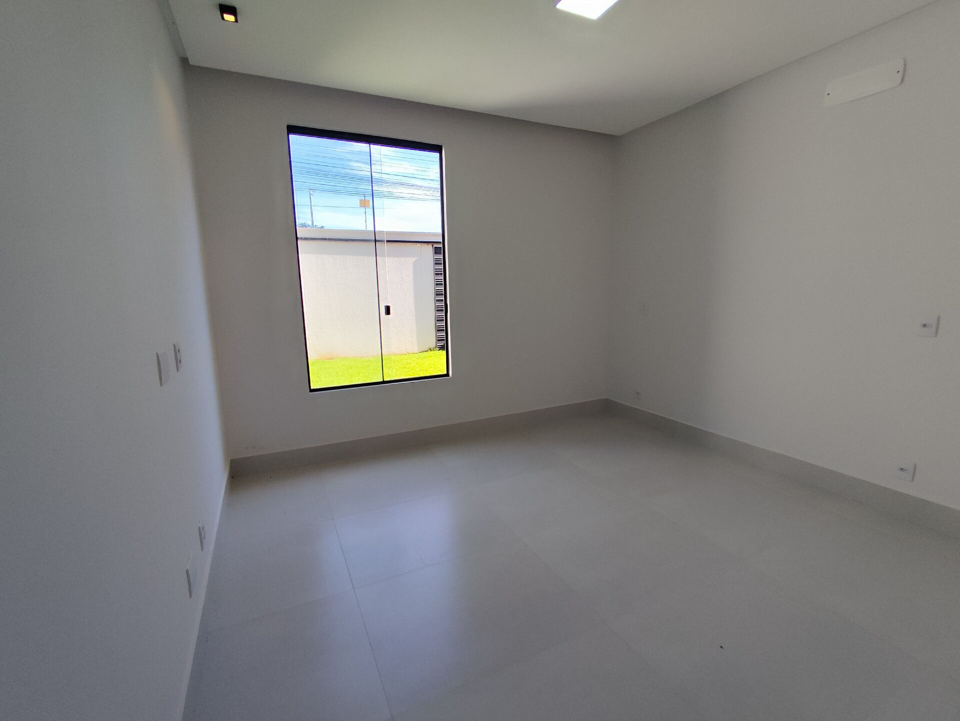 Casa à venda com 3 quartos, 120m² - Foto 17