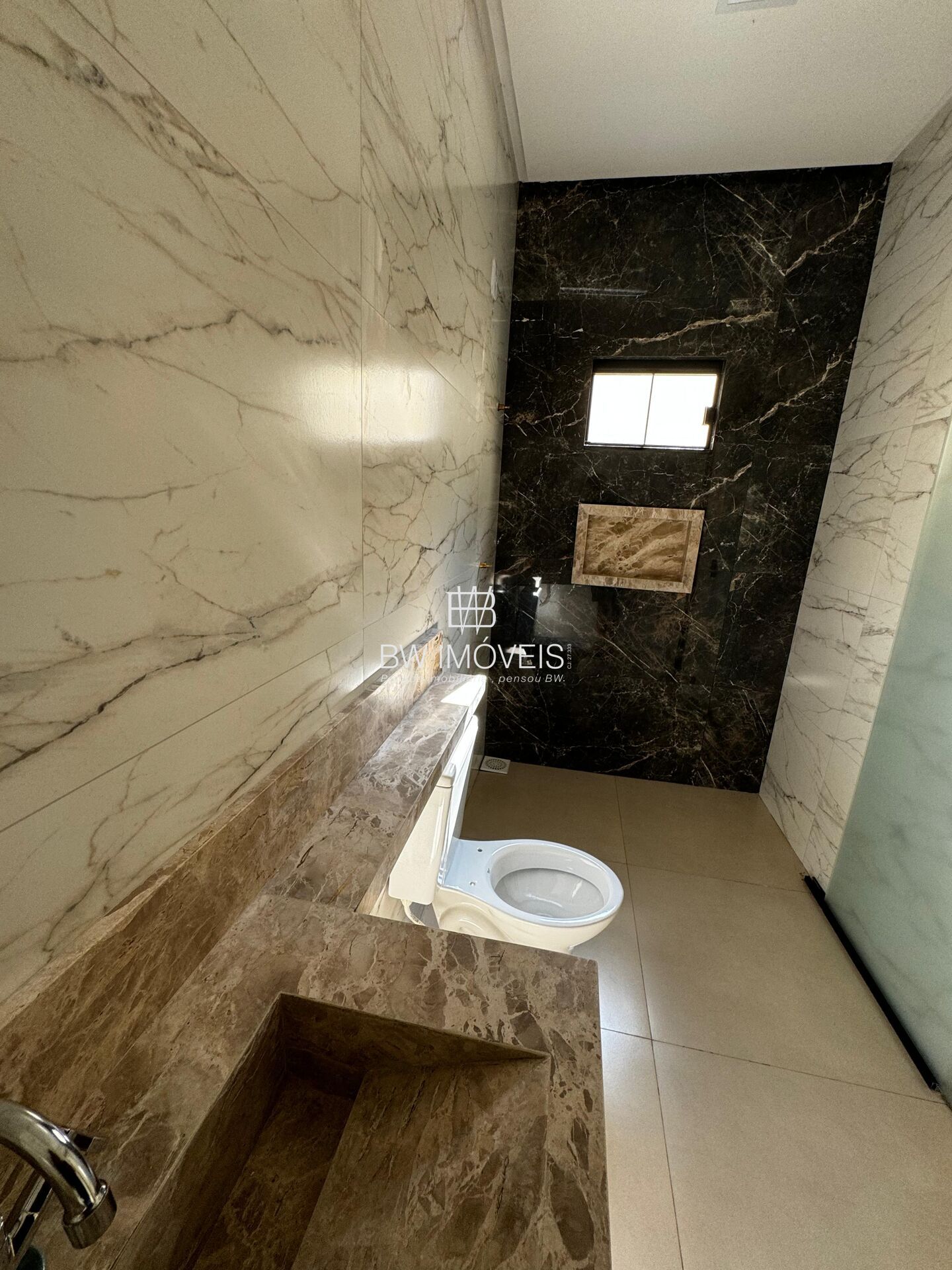 Casa à venda com 3 quartos, 120m² - Foto 11