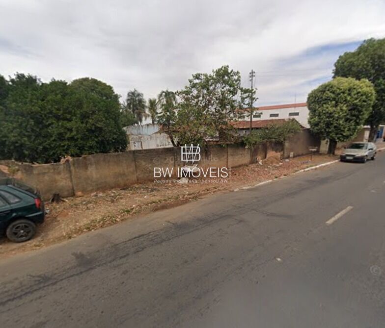 Terreno à venda, 411m² - Foto 2