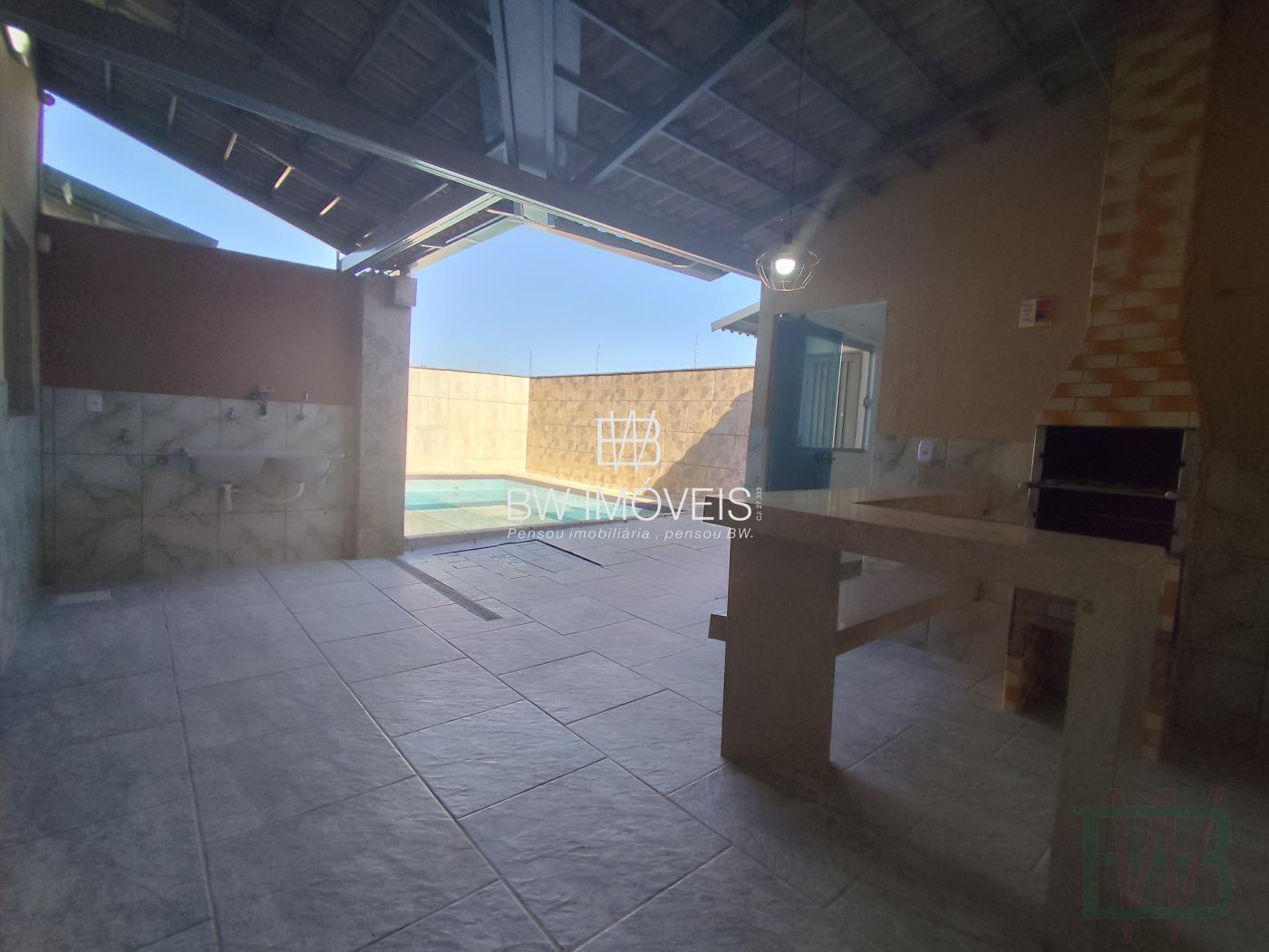 Casa à venda com 3 quartos, 180m² - Foto 8