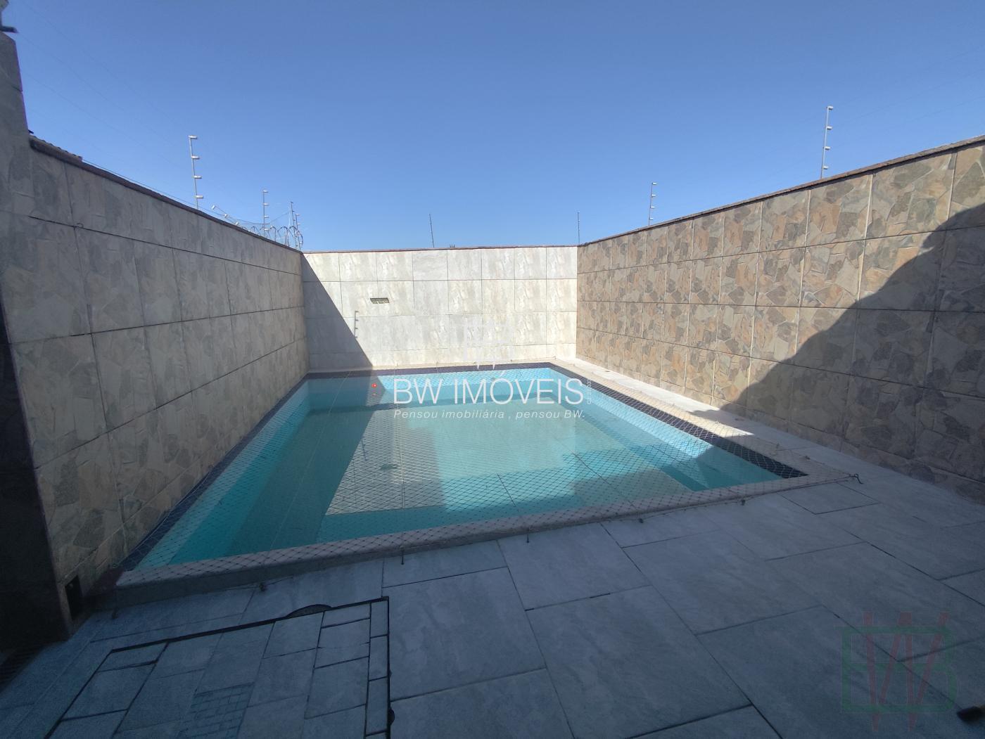 Casa à venda com 3 quartos, 180m² - Foto 3