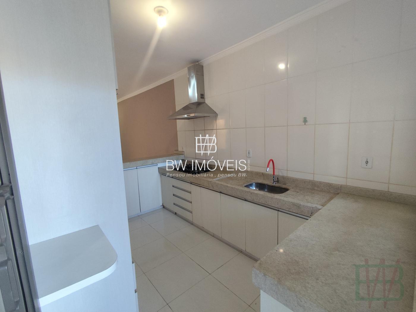 Casa à venda com 3 quartos, 180m² - Foto 12
