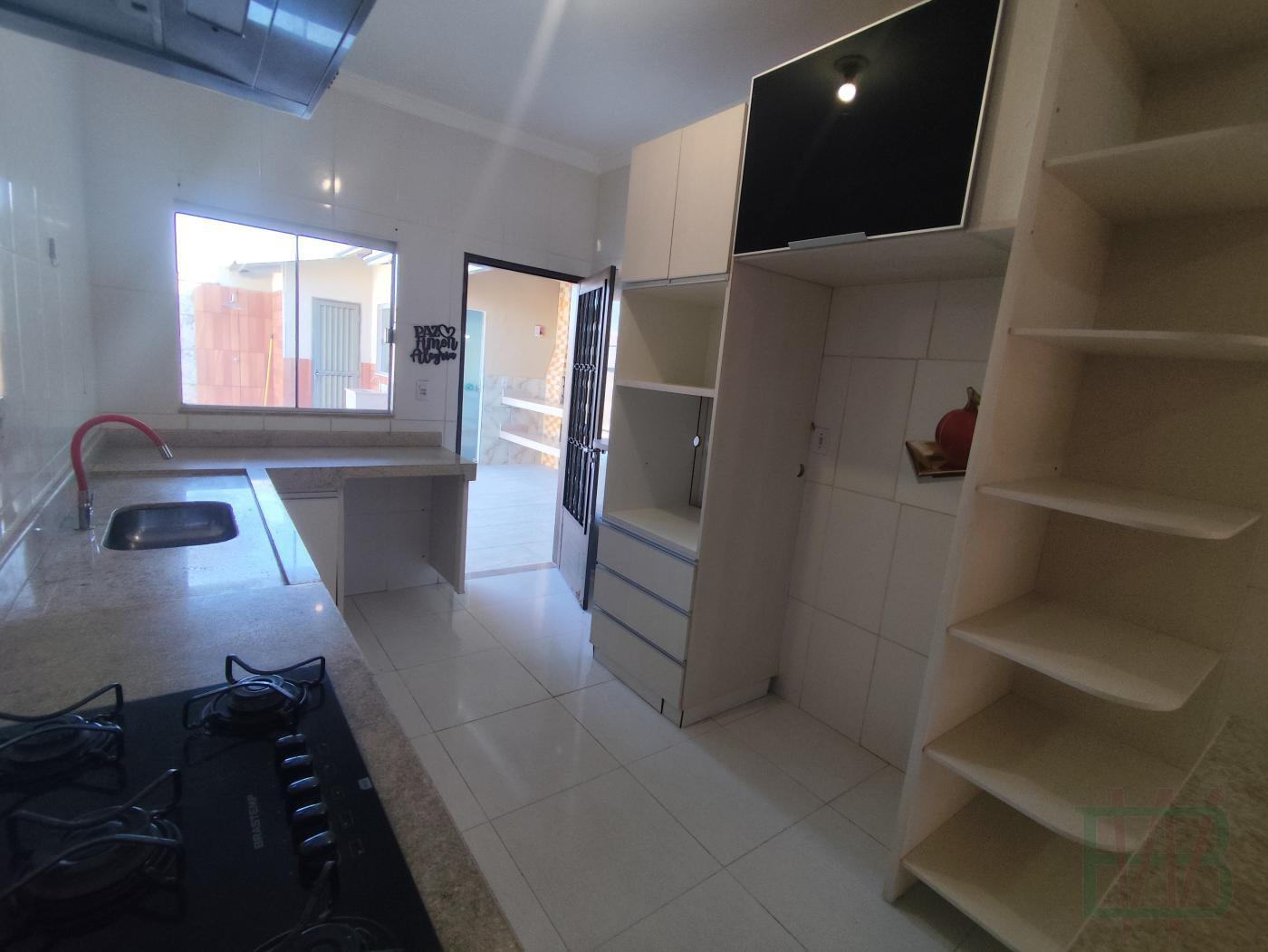 Casa à venda com 2 quartos, 209m² - Foto 13