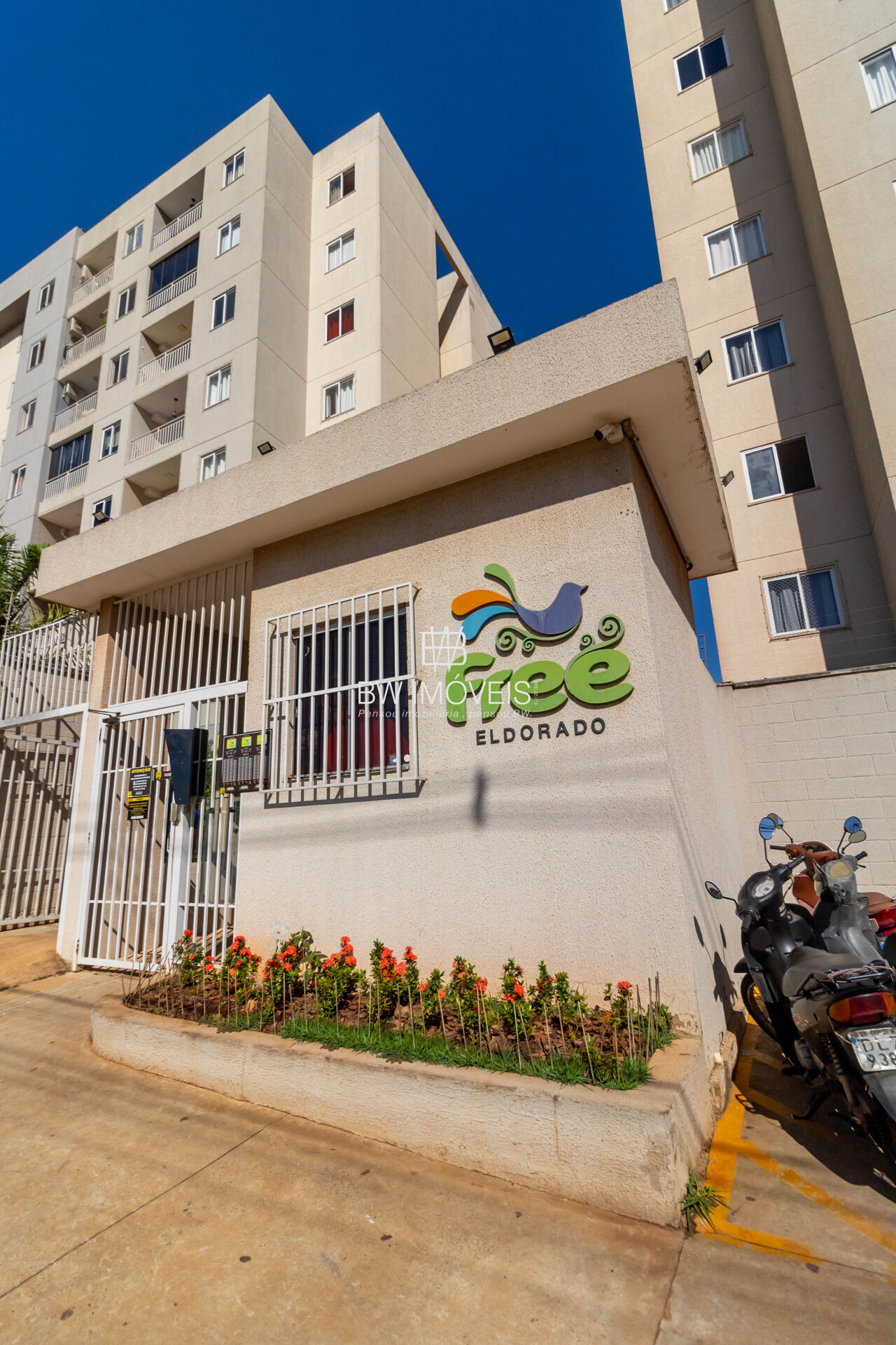 Apartamento à venda com 2 quartos, 60m² - Foto 3