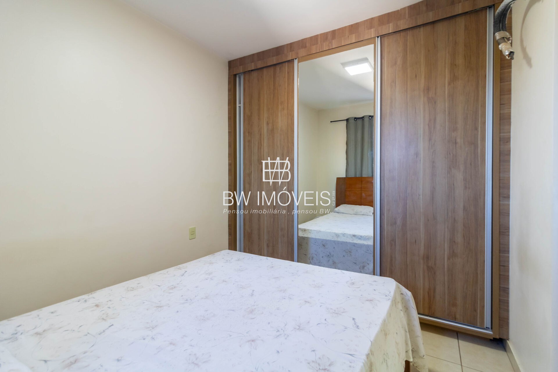 Apartamento à venda com 2 quartos, 60m² - Foto 32