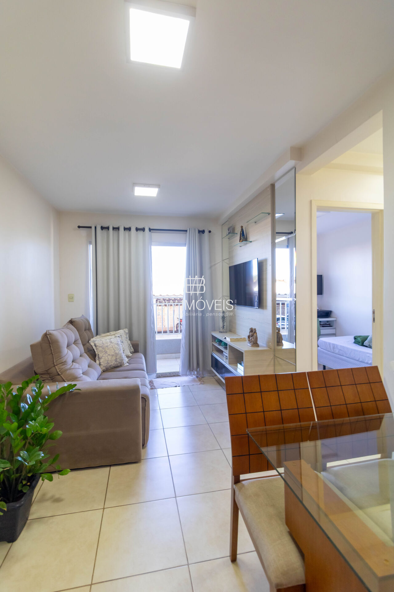 Apartamento à venda com 2 quartos, 60m² - Foto 2