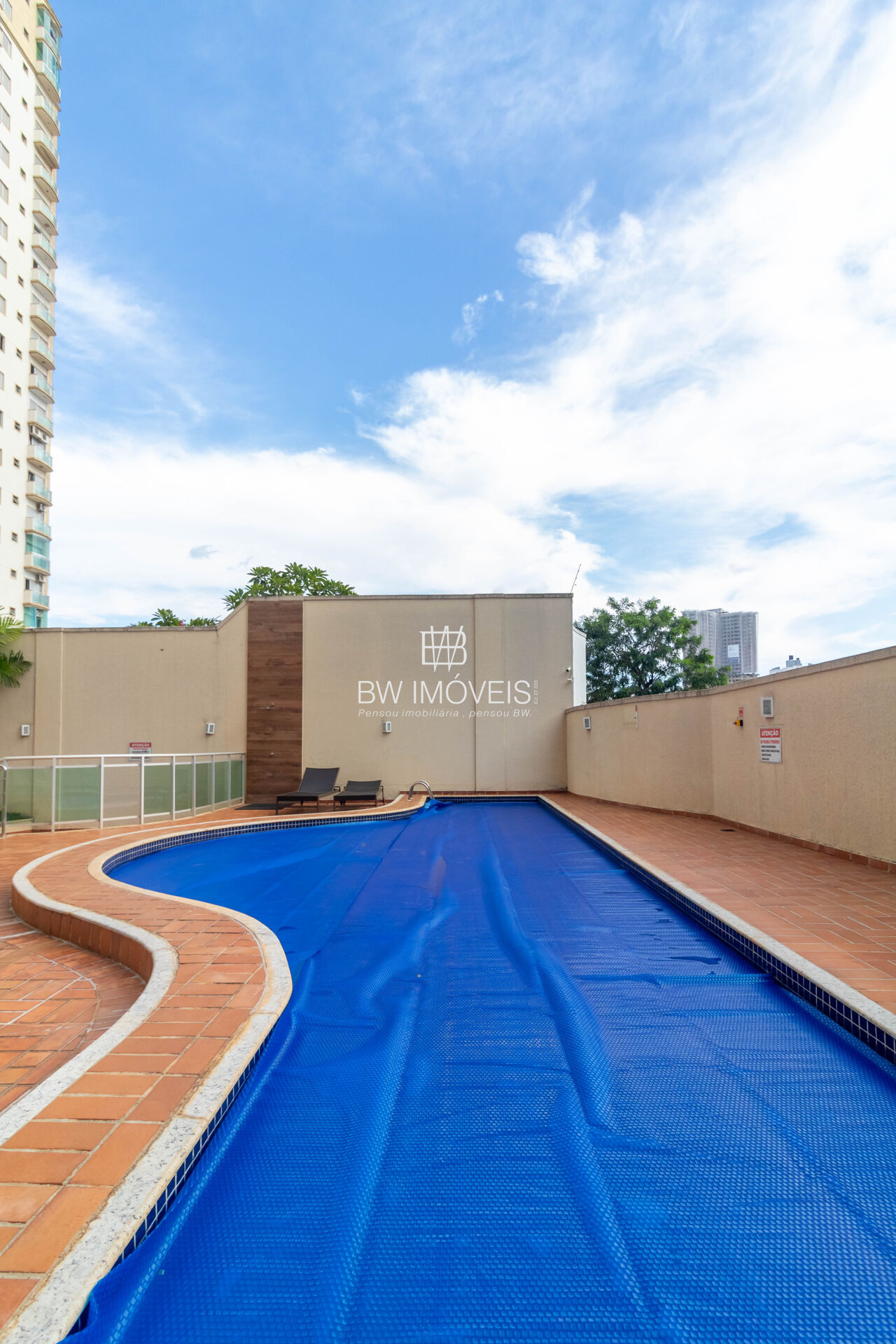 Apartamento à venda com 3 quartos, 94m² - Foto 10
