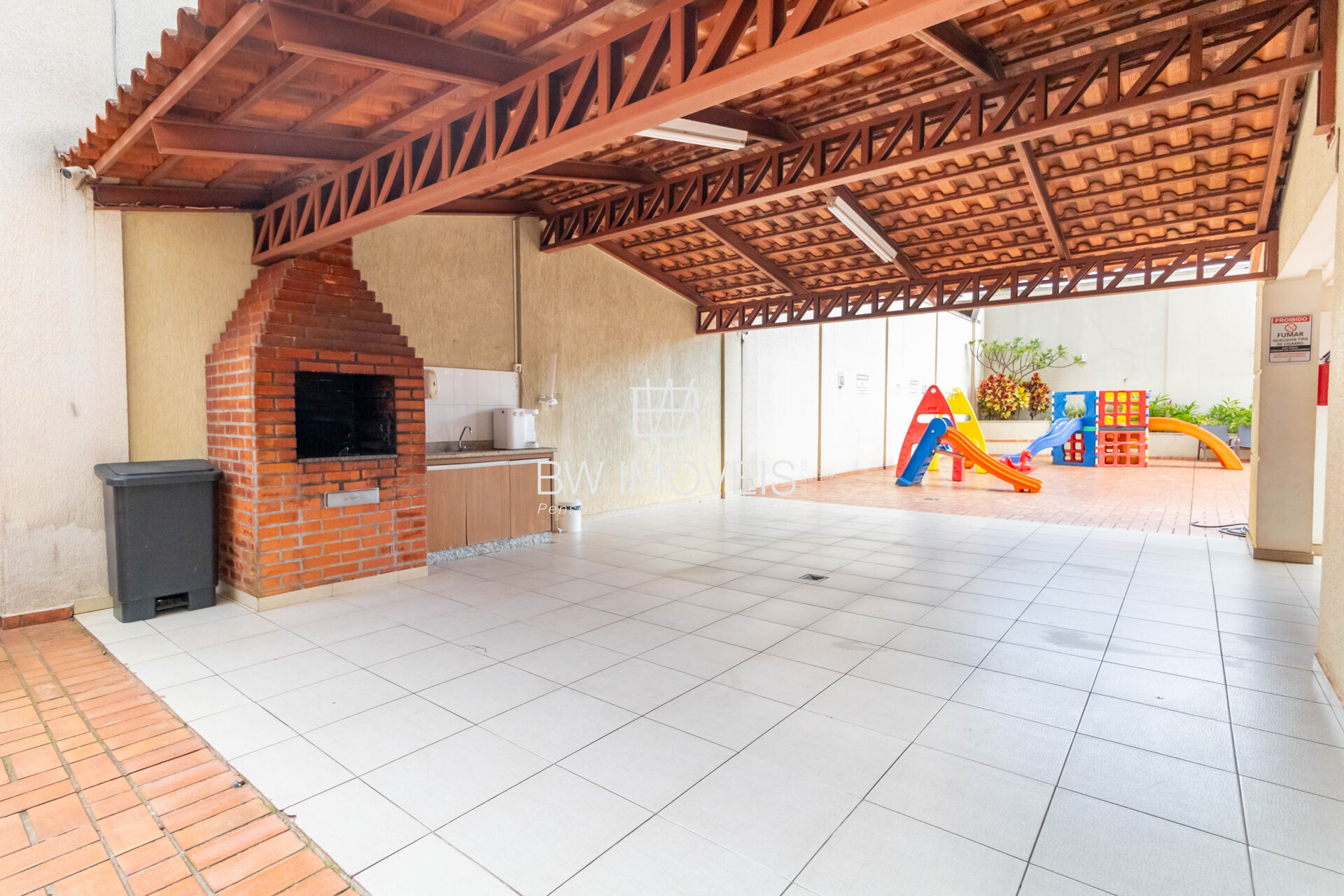 Apartamento à venda com 3 quartos, 94m² - Foto 7