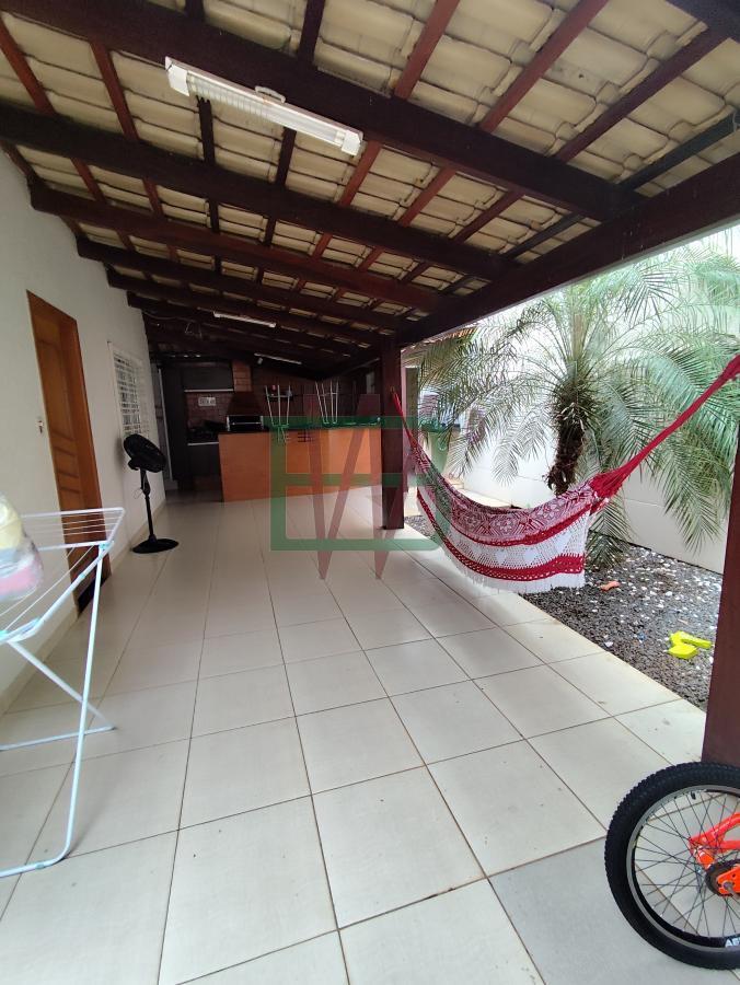 Casa à venda com 3 quartos, 300m² - Foto 30