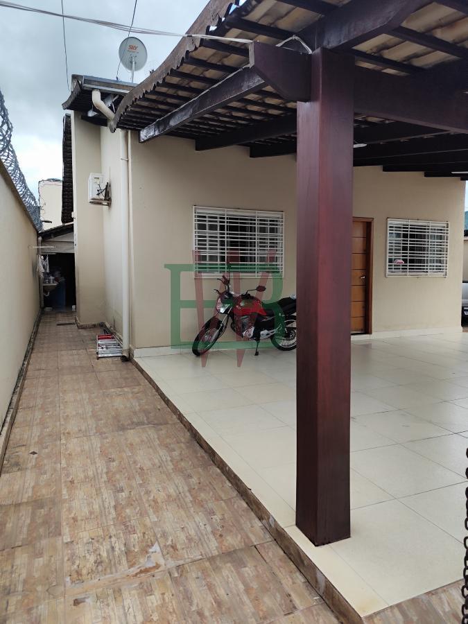 Casa à venda com 3 quartos, 300m² - Foto 7