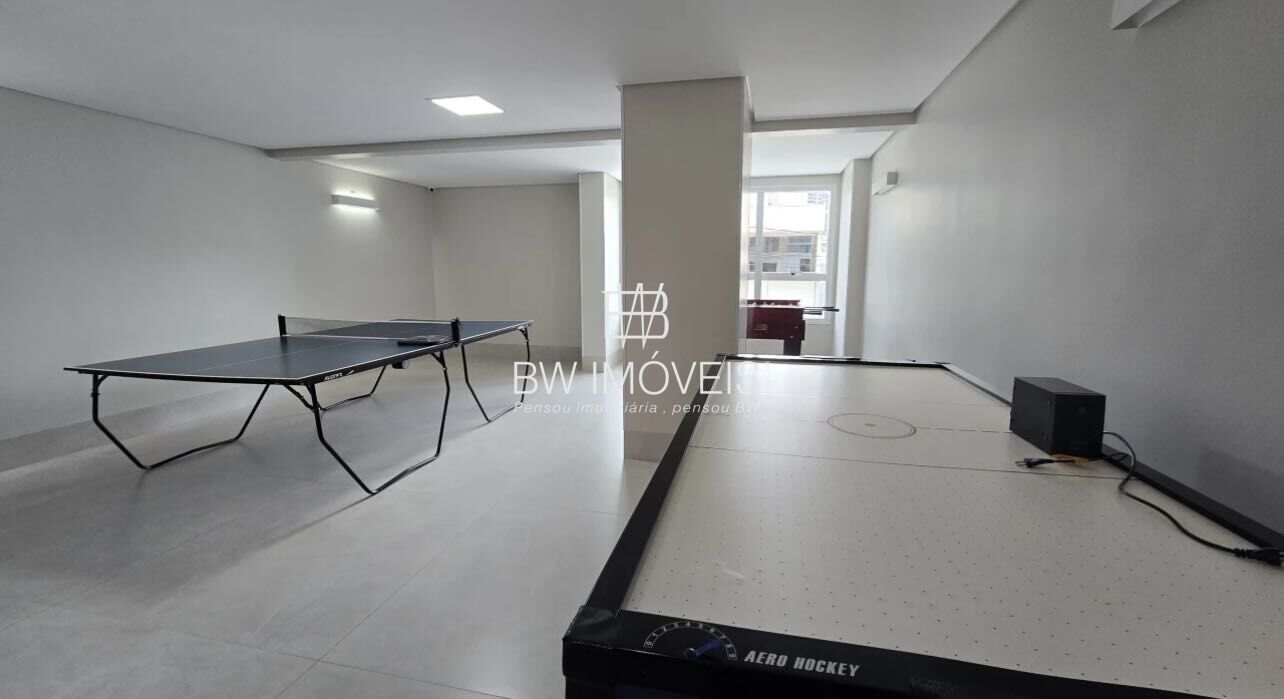 Apartamento à venda com 3 quartos, 135m² - Foto 19