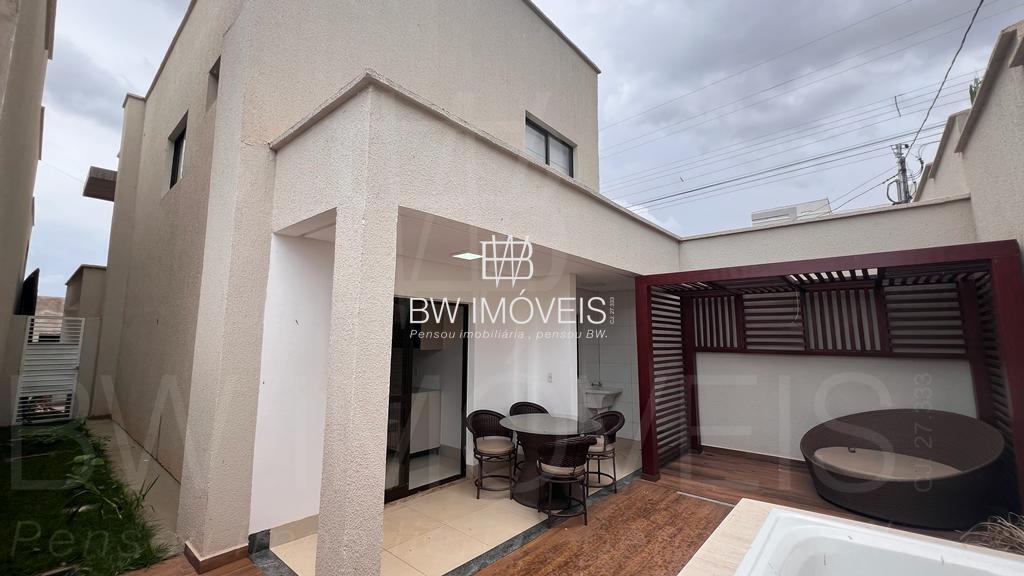 Sobrado à venda com 4 quartos, 164m² - Foto 2