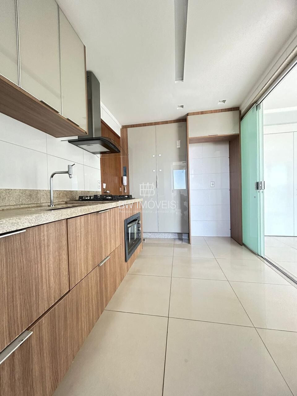 Apartamento à venda com 3 quartos, 126m² - Foto 8