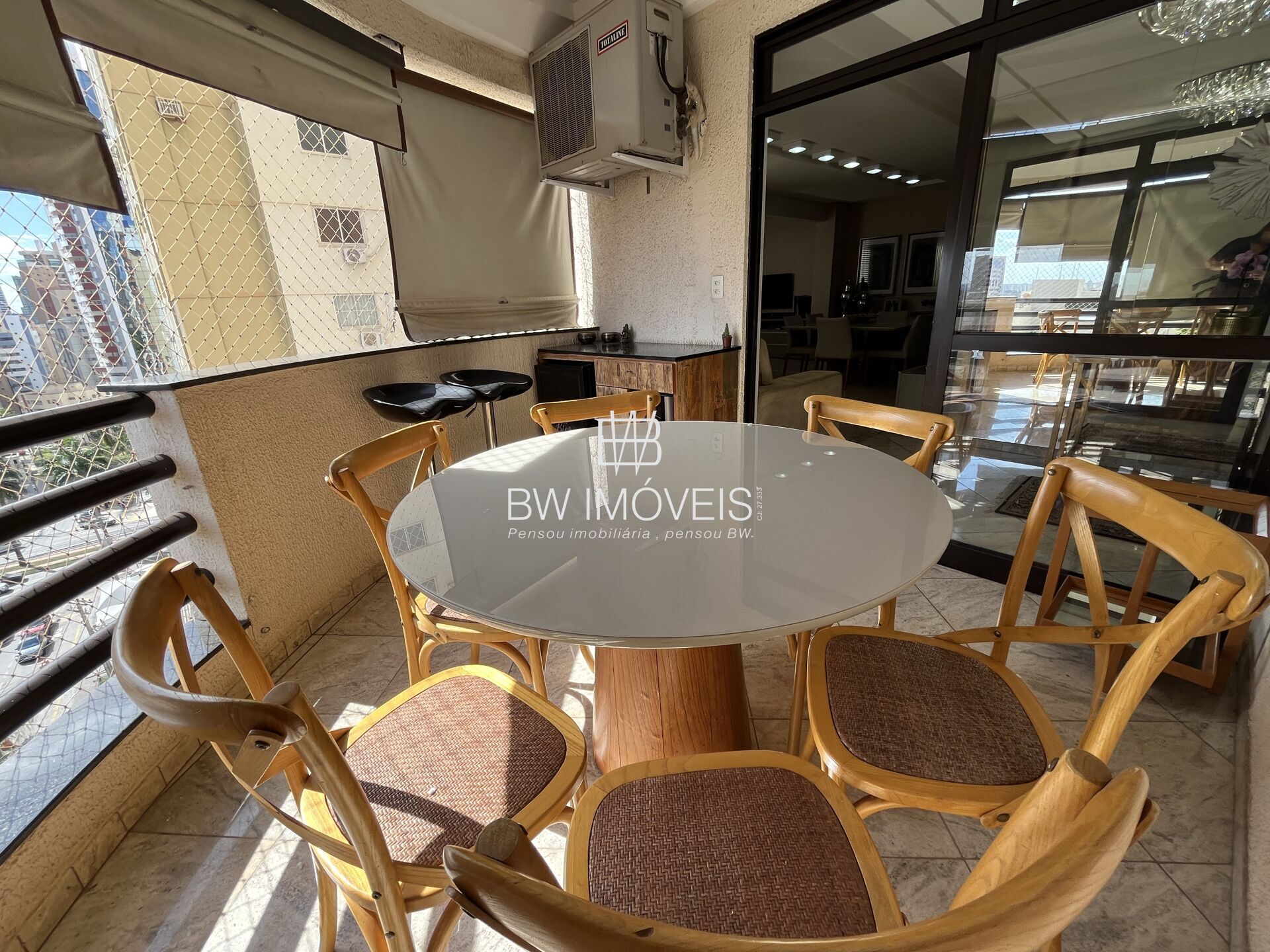Apartamento à venda com 3 quartos, 152m² - Foto 3