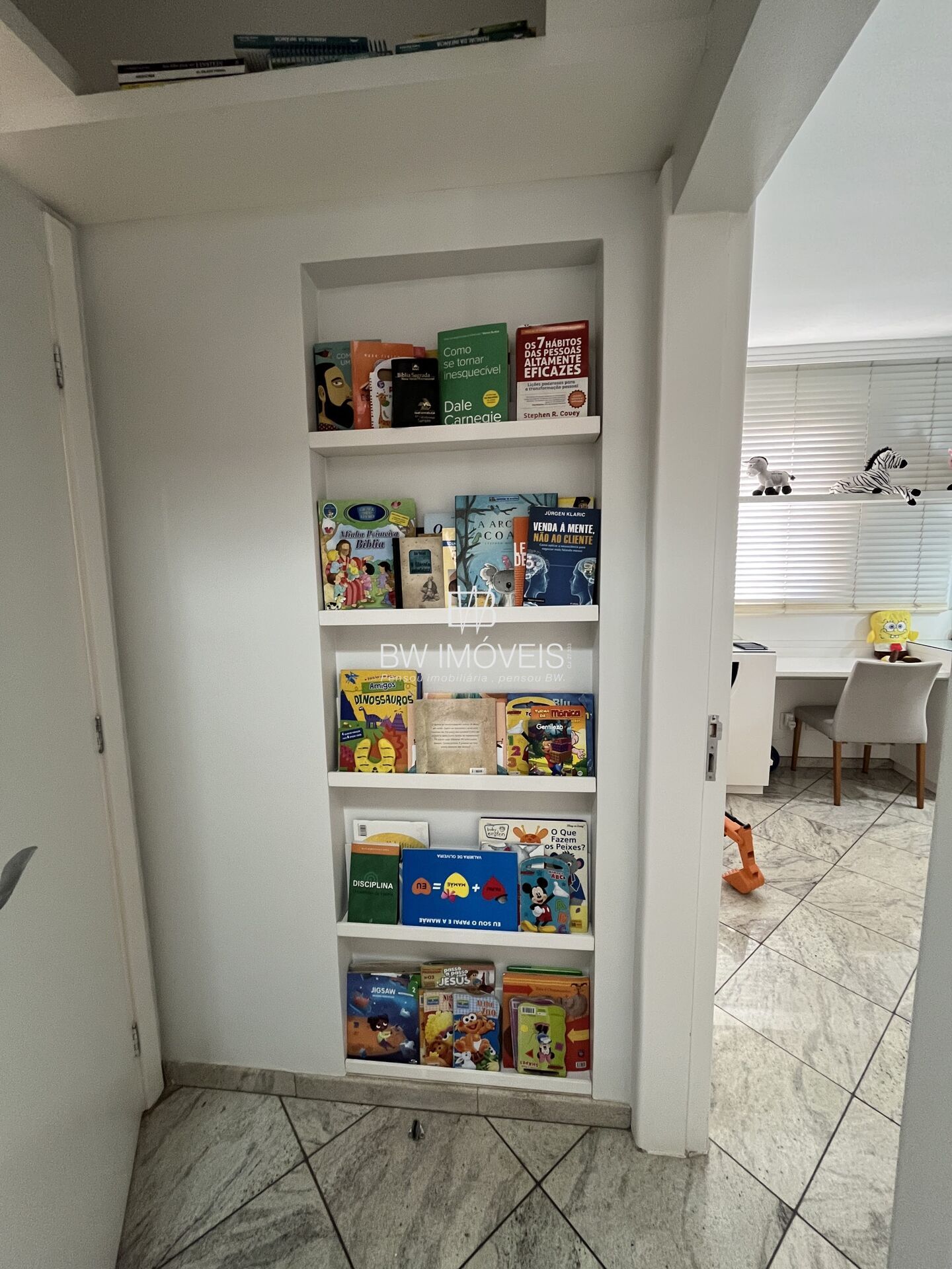 Apartamento à venda com 3 quartos, 152m² - Foto 11
