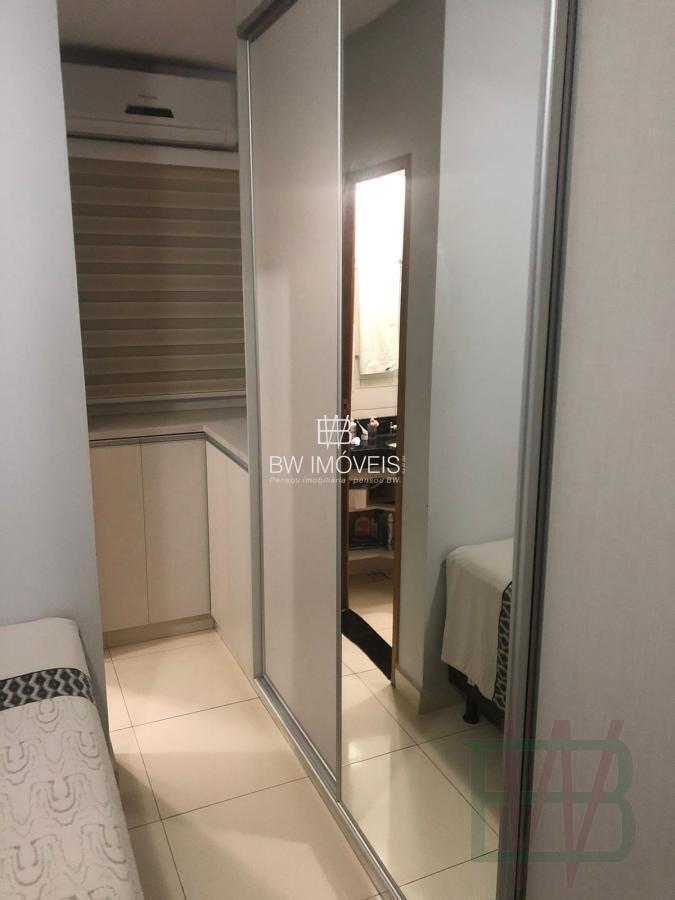 Apartamento à venda com 2 quartos, 80m² - Foto 8