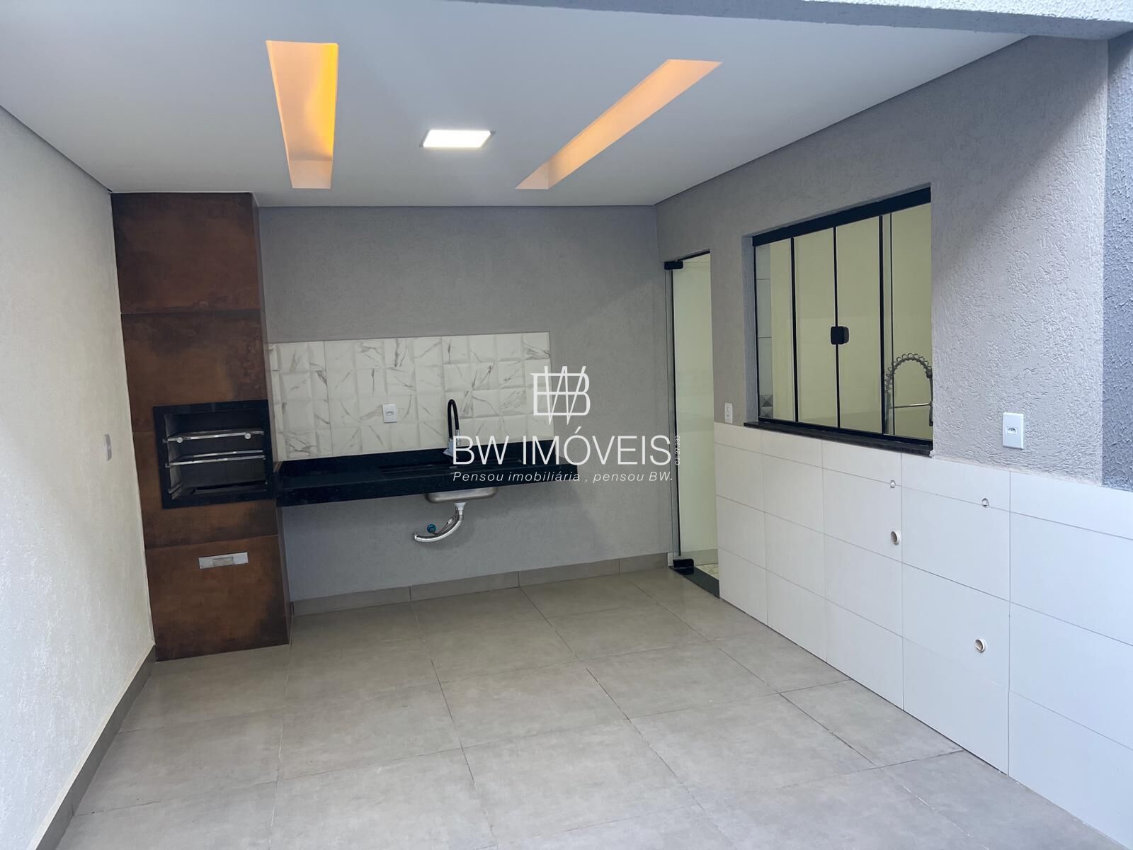 Casa à venda com 3 quartos, 130m² - Foto 16