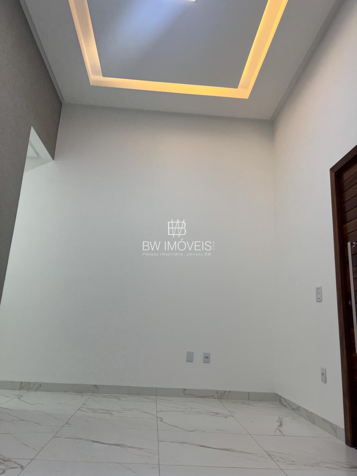 Casa à venda com 3 quartos, 130m² - Foto 4
