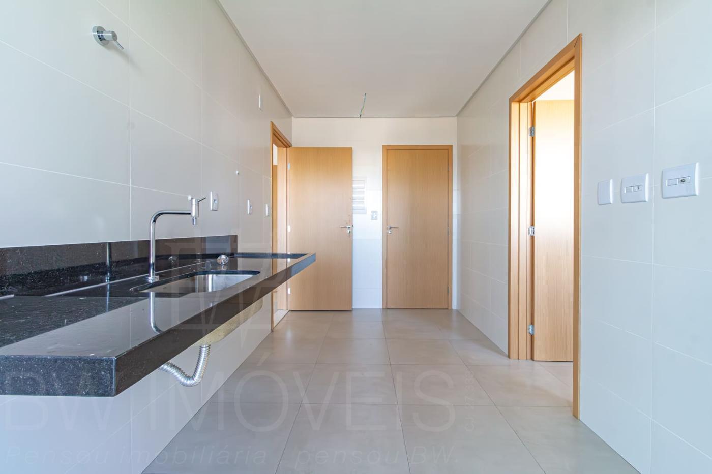 Apartamento à venda com 3 quartos, 132m² - Foto 8