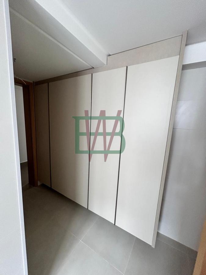 Apartamento à venda com 3 quartos, 150m² - Foto 8