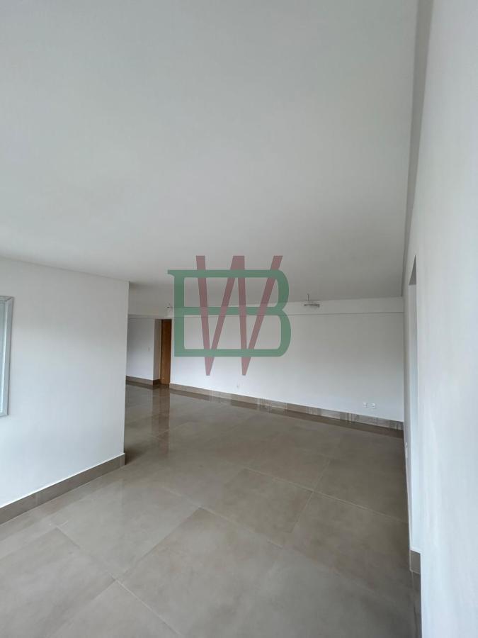 Apartamento à venda com 3 quartos, 150m² - Foto 2