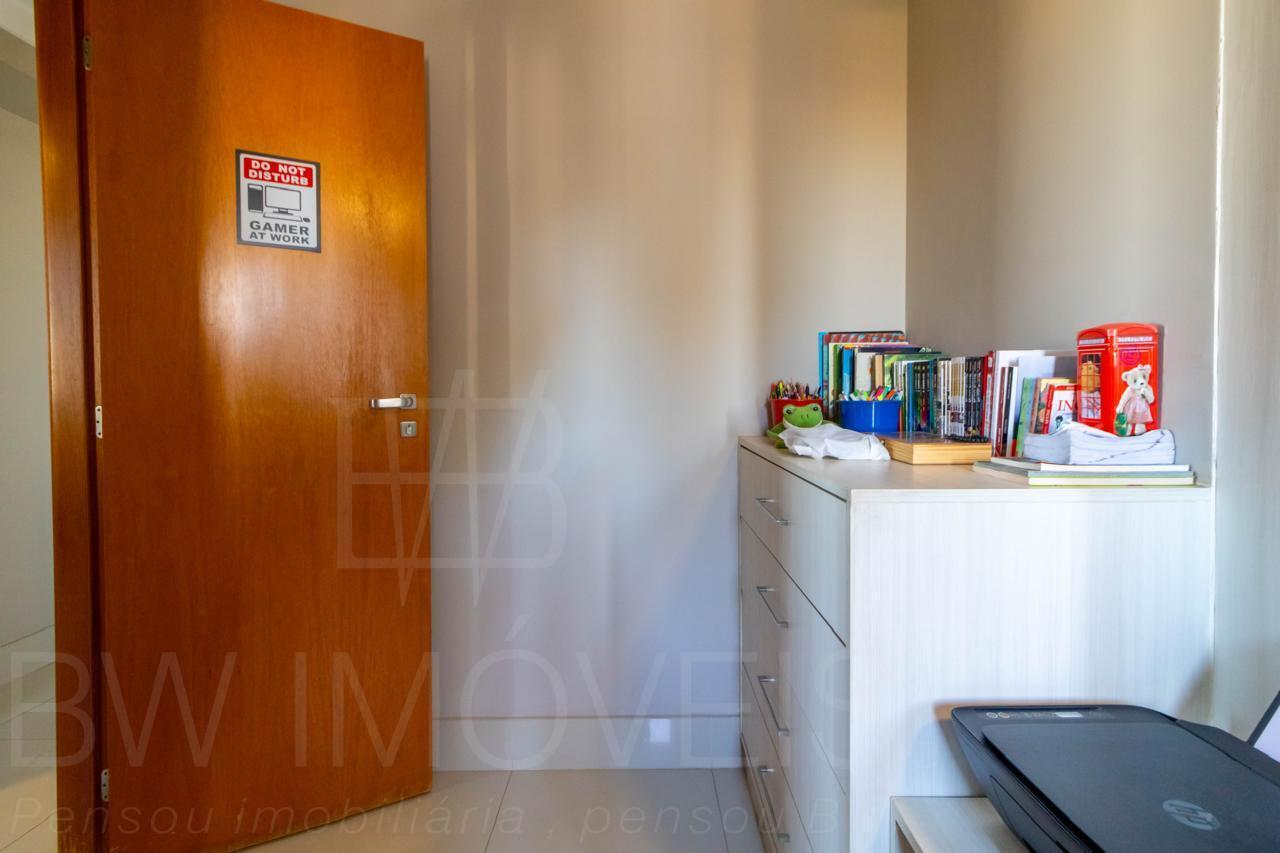 Apartamento à venda com 4 quartos, 140m² - Foto 11